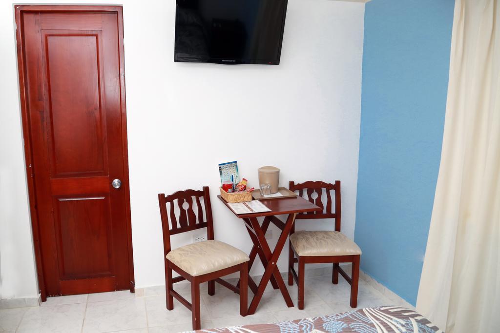Hotel Los Jardines Santiago De Los Caballeros Eksteriør billede