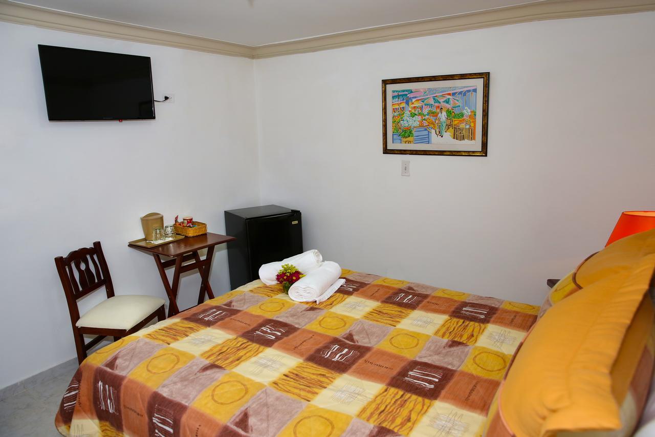 Hotel Los Jardines Santiago De Los Caballeros Eksteriør billede