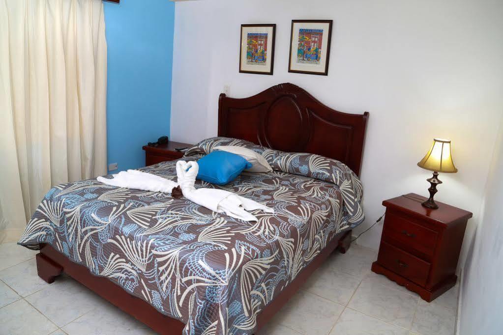 Hotel Los Jardines Santiago De Los Caballeros Eksteriør billede